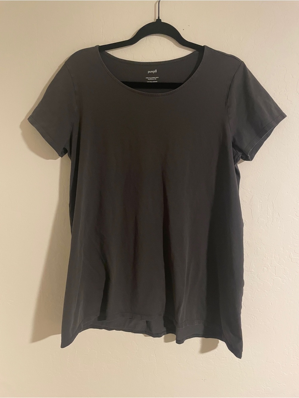J.Jill Women's Classic Short-Sleeve Tee in Charcoal